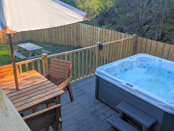 Hot tub