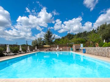 Outdoor swimming pool