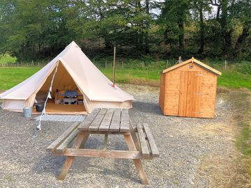 Private bell tent (added by manager 24 sep 2021)