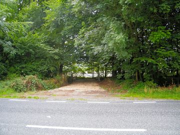 Site entrance gate (added by manager 24 may 2023)