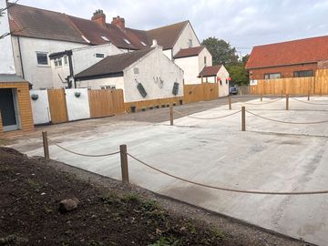 Parking bays 1 - 5 towards queen street