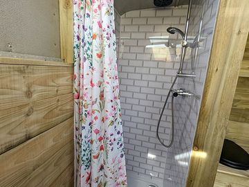 Shower trailer. (added by manager 19 mar 2024)