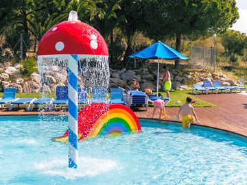 Children's pool (added by manager 14 dec 2020)