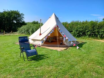 Bell tent (added by manager 25 jul 2021)