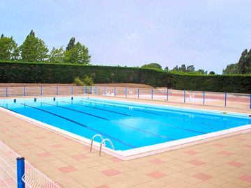 Local swimming pool in wallking distance to campsite and free for guests