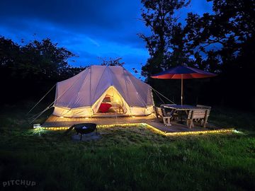 Oak bell tent in the evening