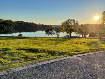Llys-y-fran lake