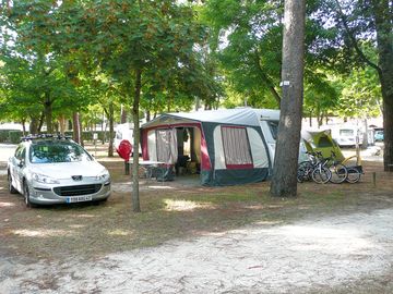 Shaded caravan pitches (added by manager 07 mar 2023)