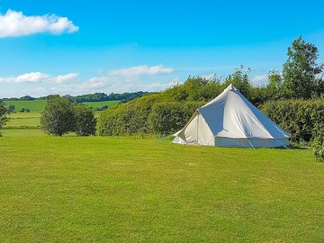 6-berth bell tent (added by manager 23 aug 2022)