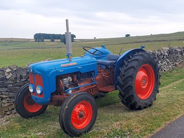 Very old tractor up the lane.