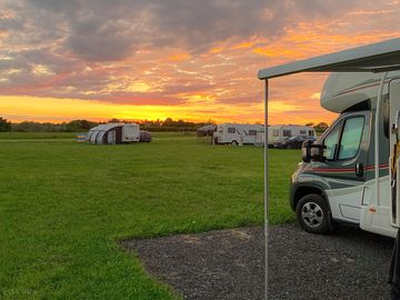Visitor photo of the picturesque evenings at bowbrook (added by manager 25 jul 2022)
