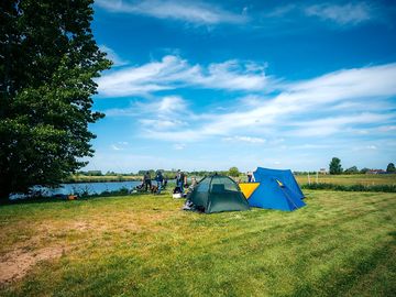 Pitches by the river vecht