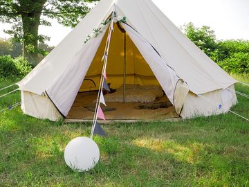Cosy bell tent, sleeping up to four. (added by manager 28 jun 2023)