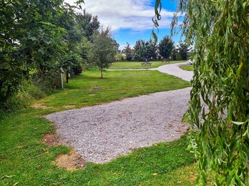 Tree-sheltered pitch (added by manager 09 sep 2022)