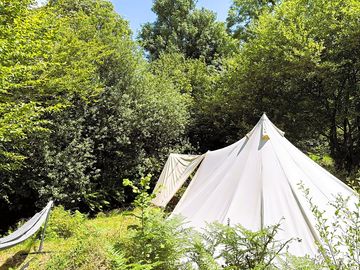 Tylda bell tent, hammock and stream