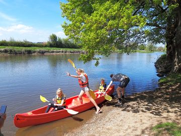 Canoe hire, great way to spend the day (added by manager 06 jun 2020)