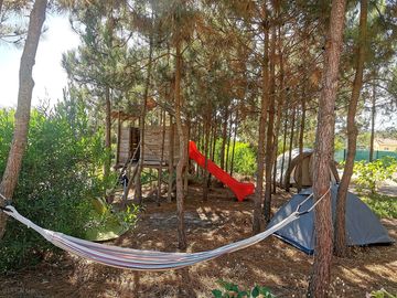 Hammock and play area (added by manager 23 feb 2023)