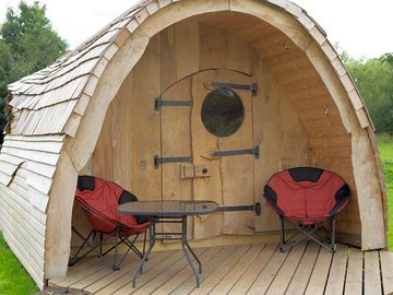 View of the old oak pod
