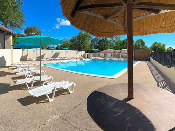 Heated swimming pool
