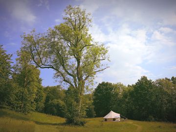 Railway view bell tent (added by manager 04 jun 2022)