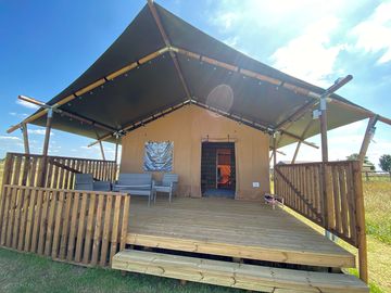 Safari tent balcony (added by manager 20 jul 2021)