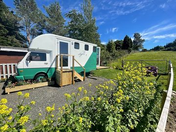 Fern horsebox and parking area (added by manager 18 jul 2022)