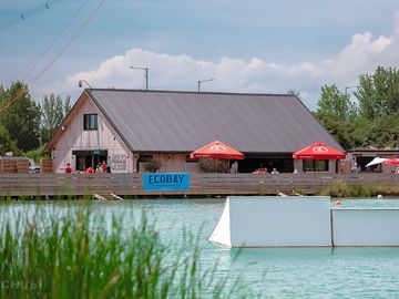 Restaurant with outdoor & indoor seating, serving home cooked meals and a variety of drinks.