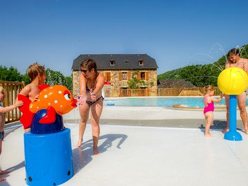 Paddling pool