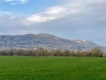 The spectacular malvern hills (added by manager 22 mar 2022)