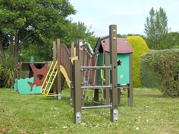 Kids' playground