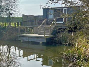 Private fishing platform