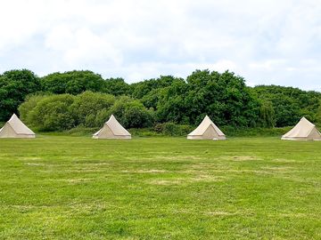 Plenty of space between the bell tents to park your car (added by manager 18 oct 2022)