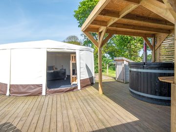 Deluxe yurt
