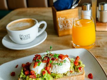 Breakfast is always a must at the bucket & spade before a busy day of sight seeing