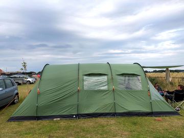 Jumbo tent