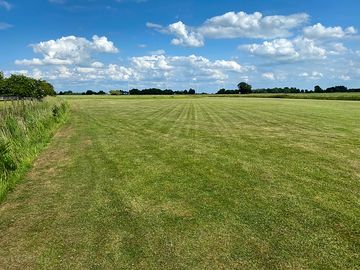 View from the entrance of the field (added by manager 24 jun 2023)