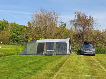 Great-sized level pitches