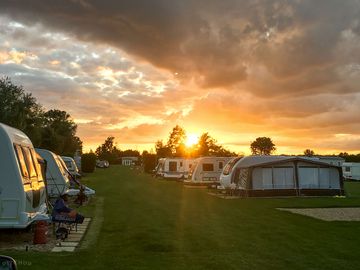 Site sunset