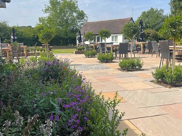 Wharf tavern garden