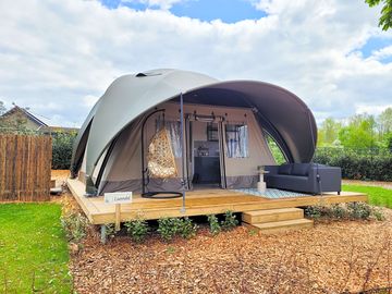 Glamping lodge