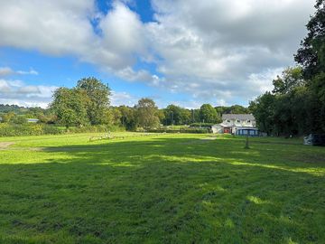 Countryside surroundings
