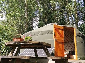Yurt exterior (added by manager 17 mar 2020)