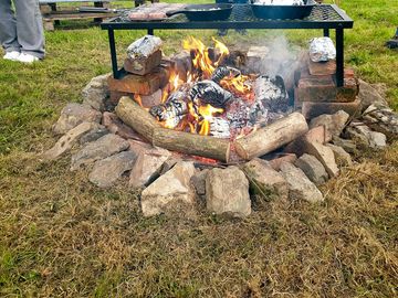 Firepit barbecue (added by manager 11 apr 2022)
