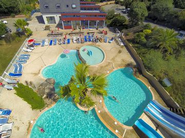 Aerial view of the pool (added by manager 06 mar 2020)