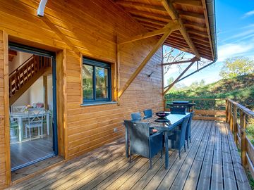 Terrace with table
