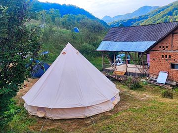 Bell tent