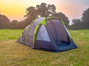 Tent pitch