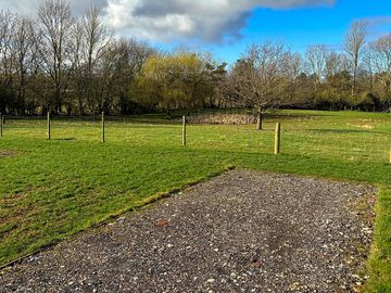 Fully-serviced hardstanding and grass touring pitches