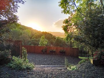 Garden with a firepit and barbecue (added by manager 15 aug 2022)