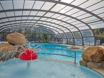 Covered outdoor swimming-pool